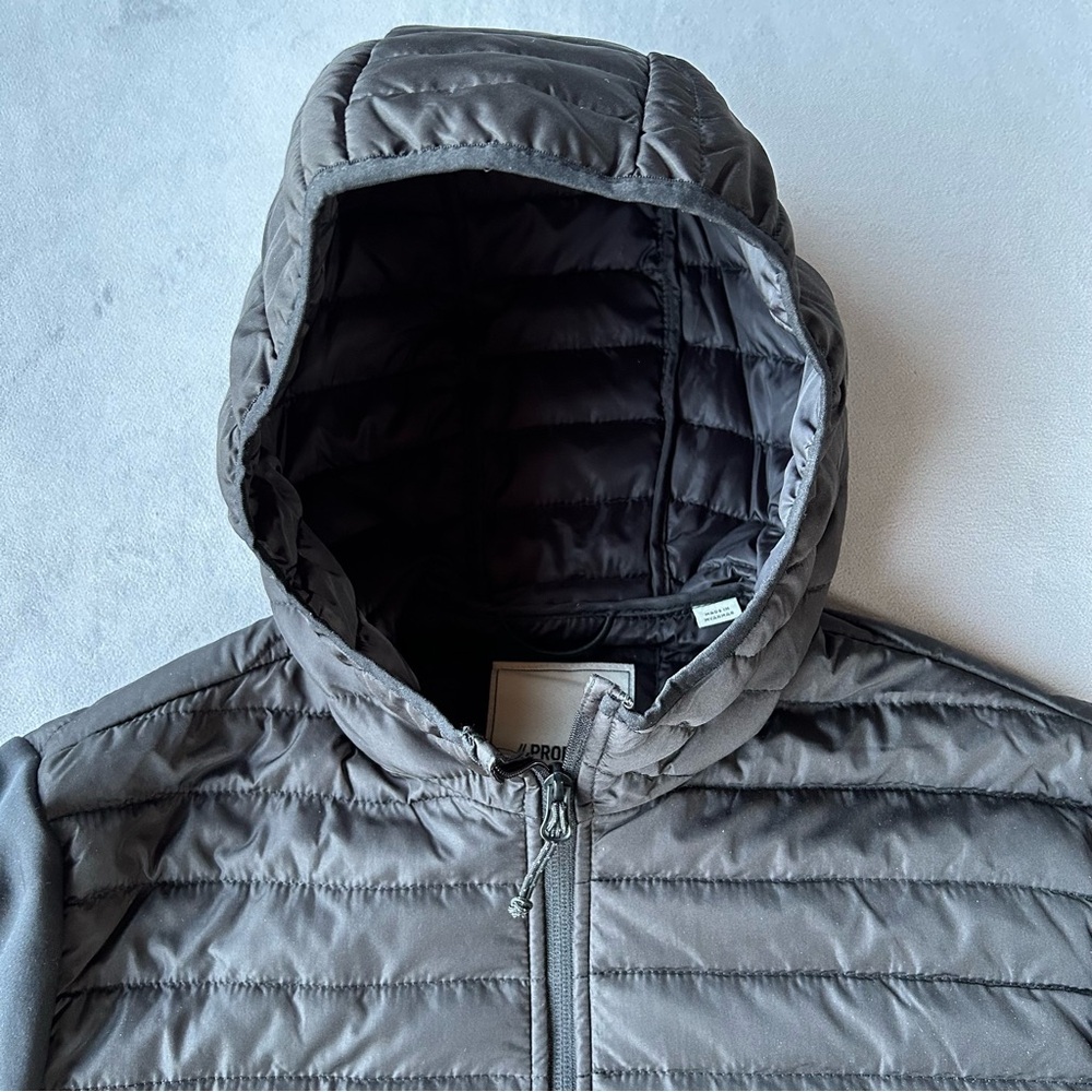 Produkt ~ Quilted Zip Front Hooded Jacket ~ Black ~ Men’s Size Small - Picture 6 of 14